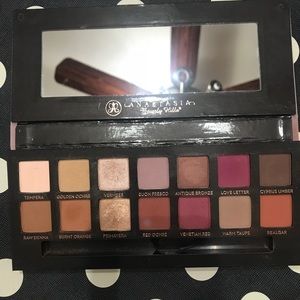 ABH MODERN RENAISSANCE PALETTE!!
